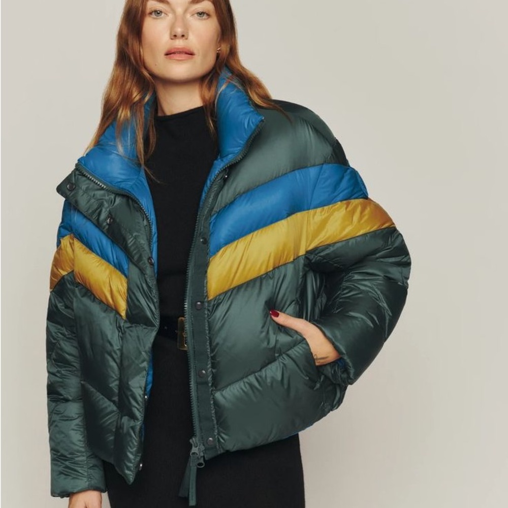 NWT Reformation x Canada Goose Mila Puffer Jacket Seaweed Multi Size : M